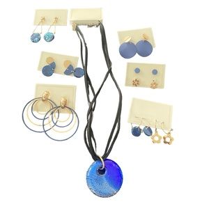 Beautiful new jewelry lot : 6 pairs of earrings and a necklace